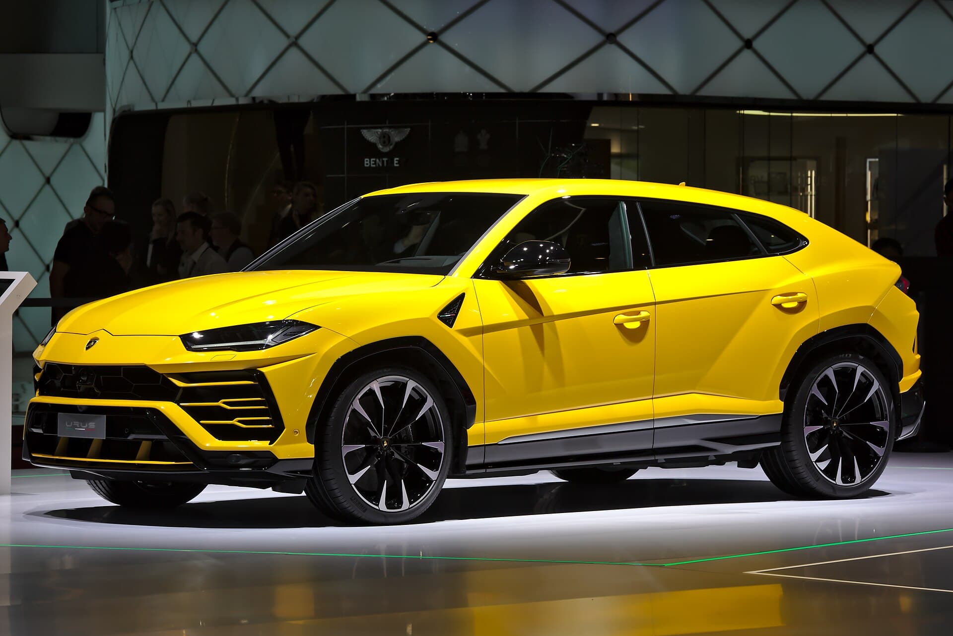 Lamborghini Urus — Langzeitmiete